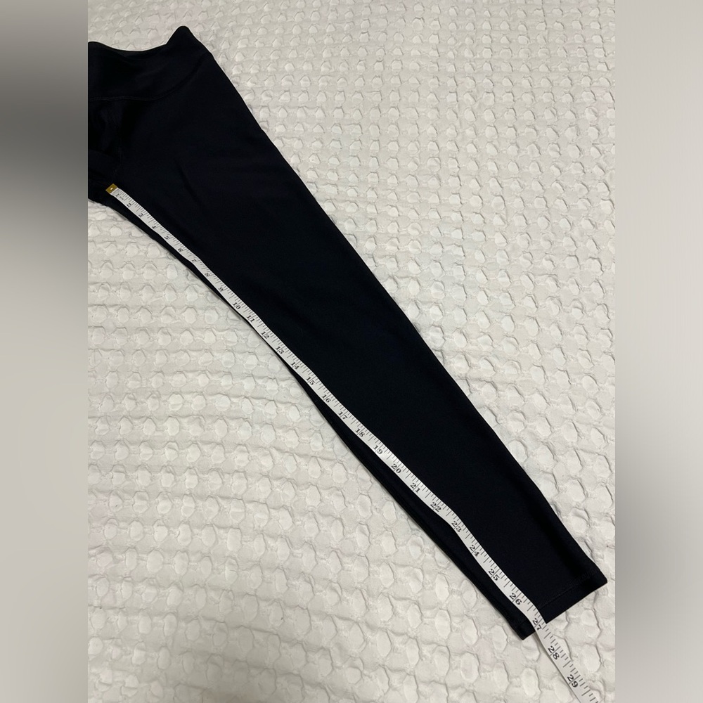 Under Armor HeatGear Black Compression Leggings - Picture 8 of 8